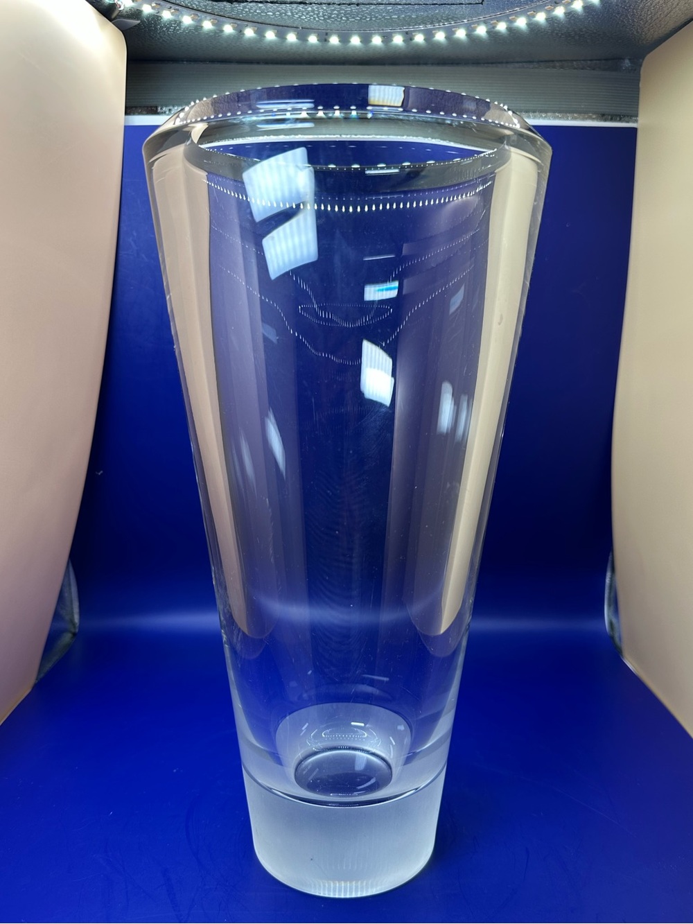 Vera Wang Wedgwood Illusion Large Crystal Glass Vase 11 1/2" Tall